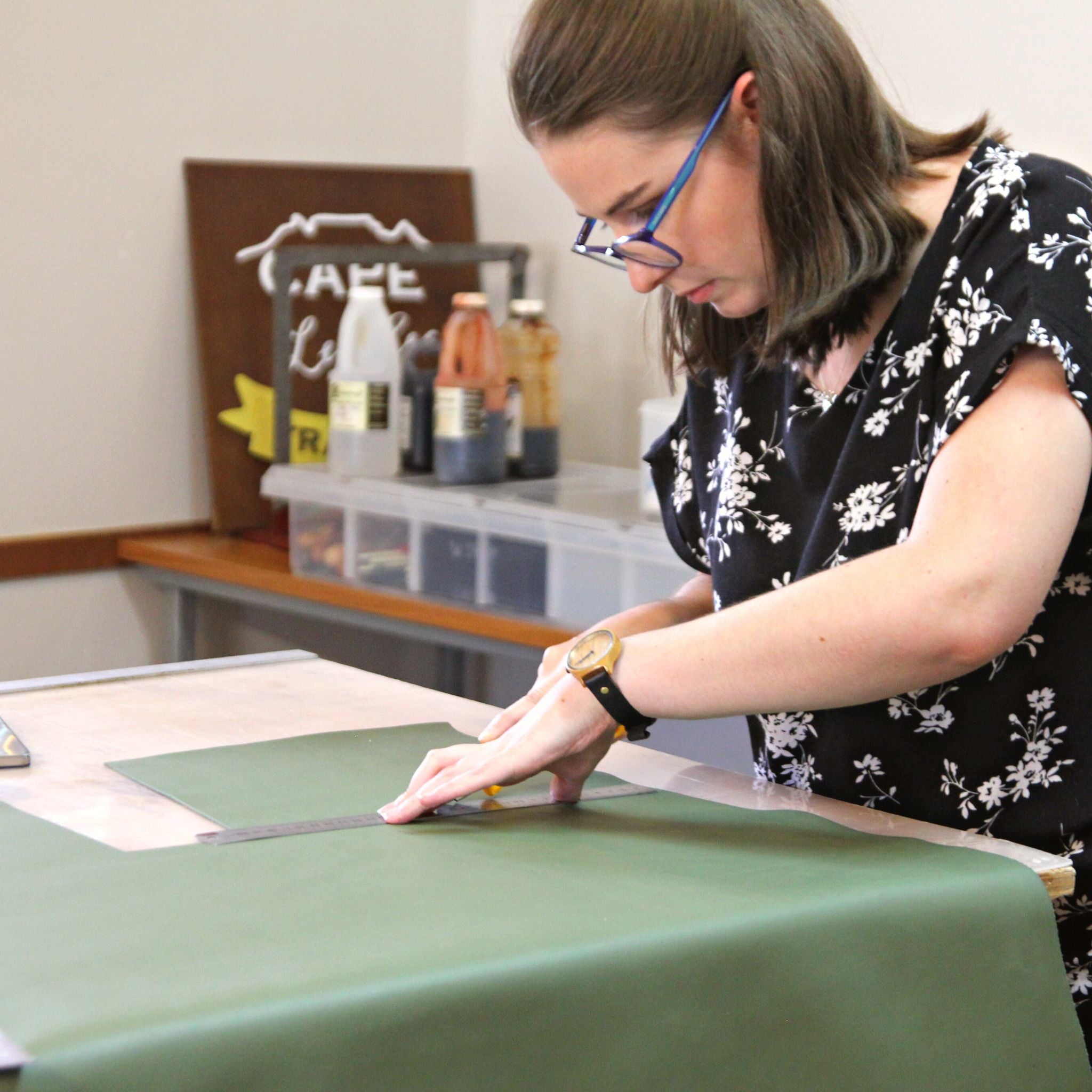 Gauteng leather craft course cutting green leather